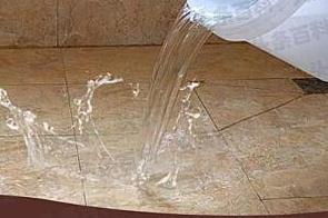 任县漏水维修 免砸砖防水材料该如何施工